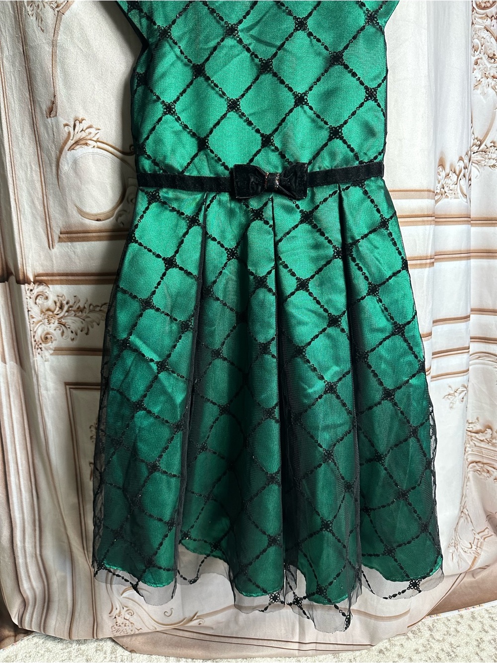 Jona Michelle Emerald Green Lattice Party Dress with Velvet Bow - Picture 4 of 13